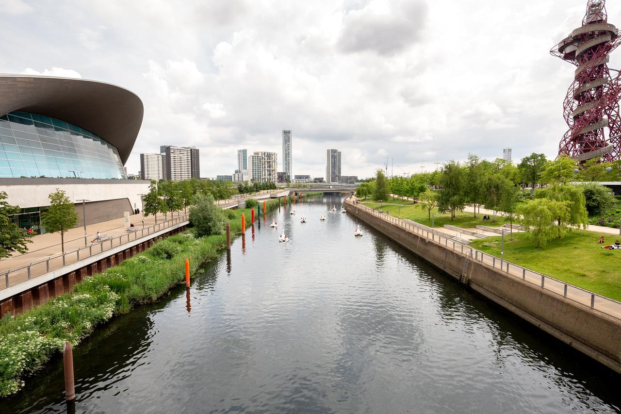 Luxury Stratford Apartment Londres Extérieur photo